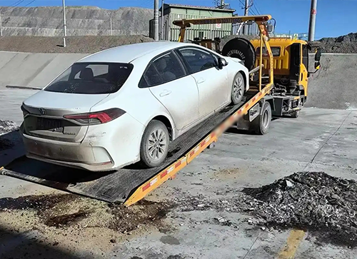 榕江县道路救援拖车